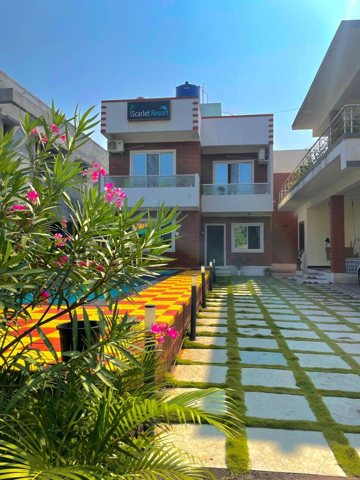Scarlet Resort Alībāg Exterior foto